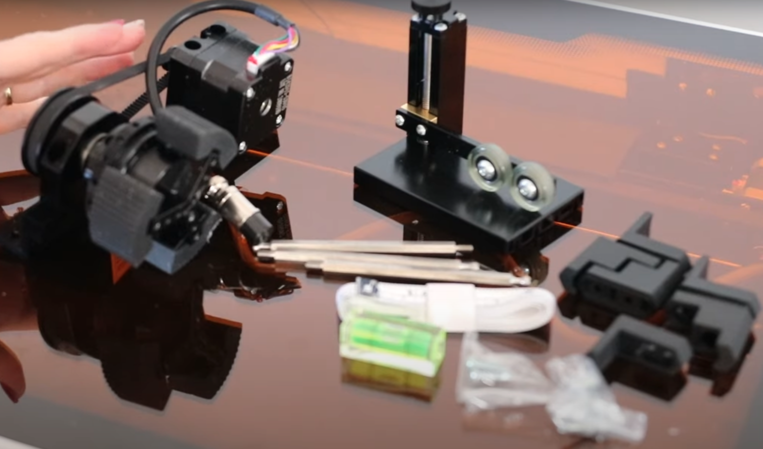 WeCreat Rotary Pro - everything in the box.